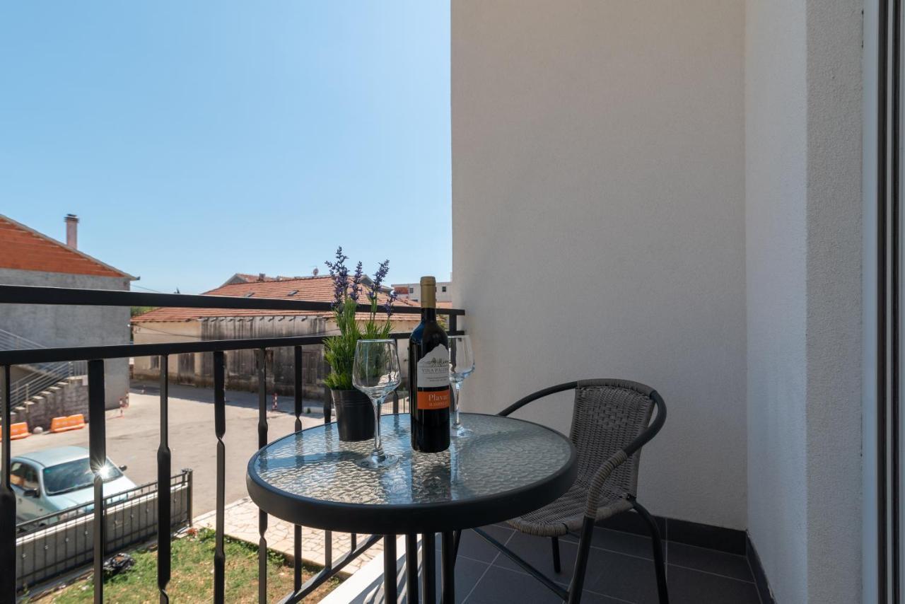 Apartmani Ante & Sime Trogir Exterior photo