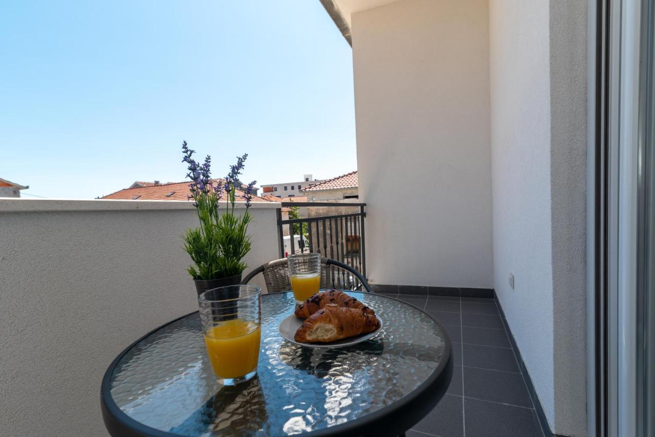 Apartmani Ante & Sime Trogir Exterior photo