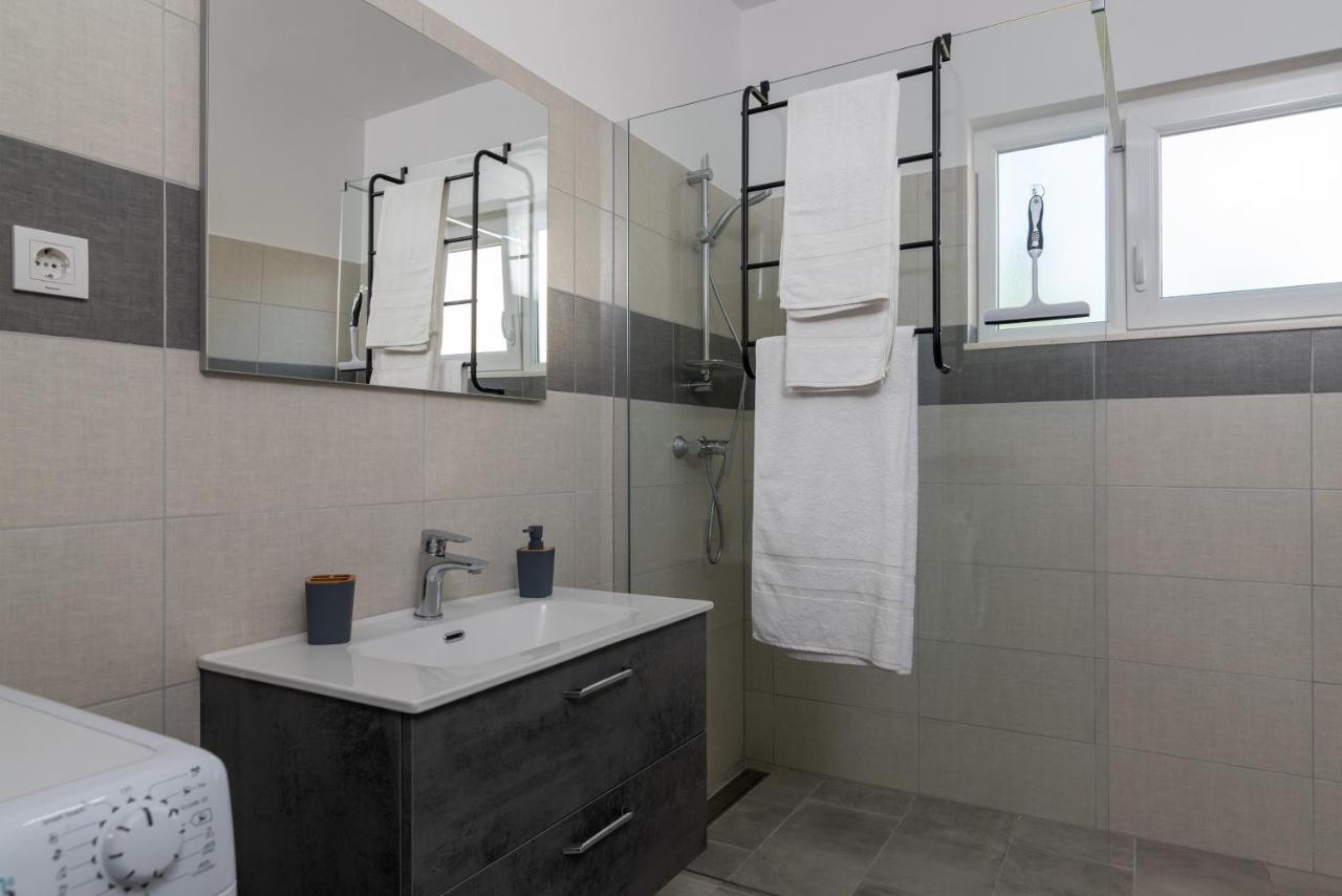 Apartmani Ante & Sime Trogir Exterior photo