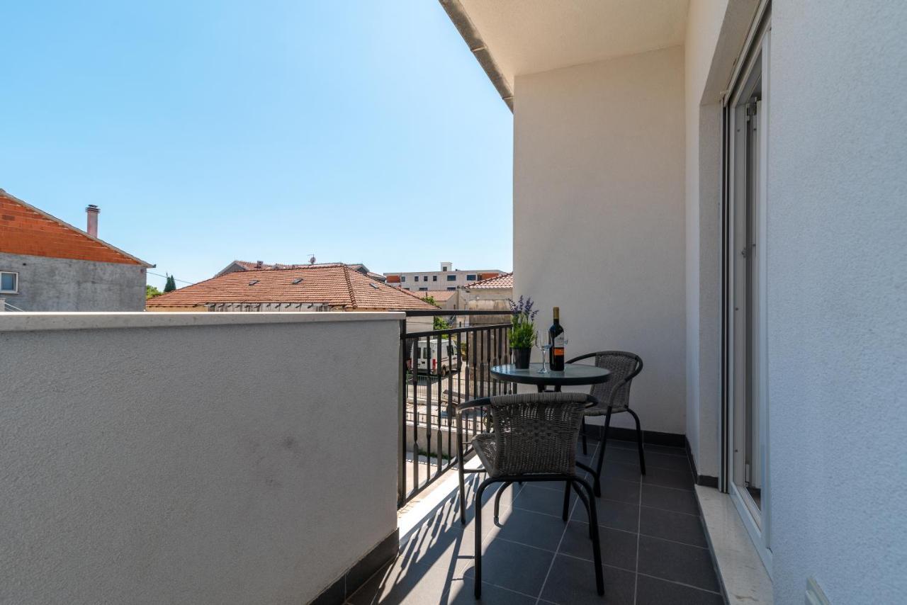 Apartmani Ante & Sime Trogir Exterior photo