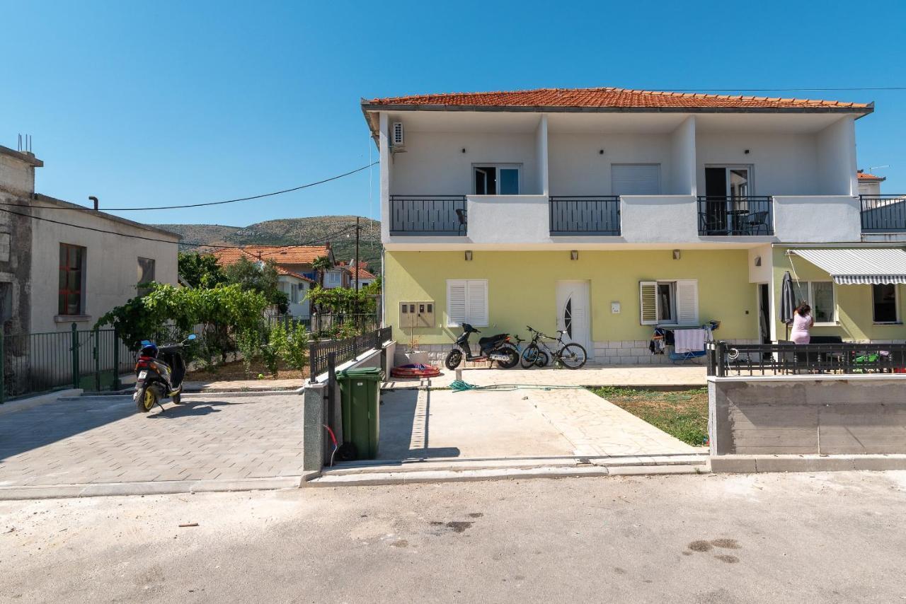 Apartmani Ante & Sime Trogir Exterior photo