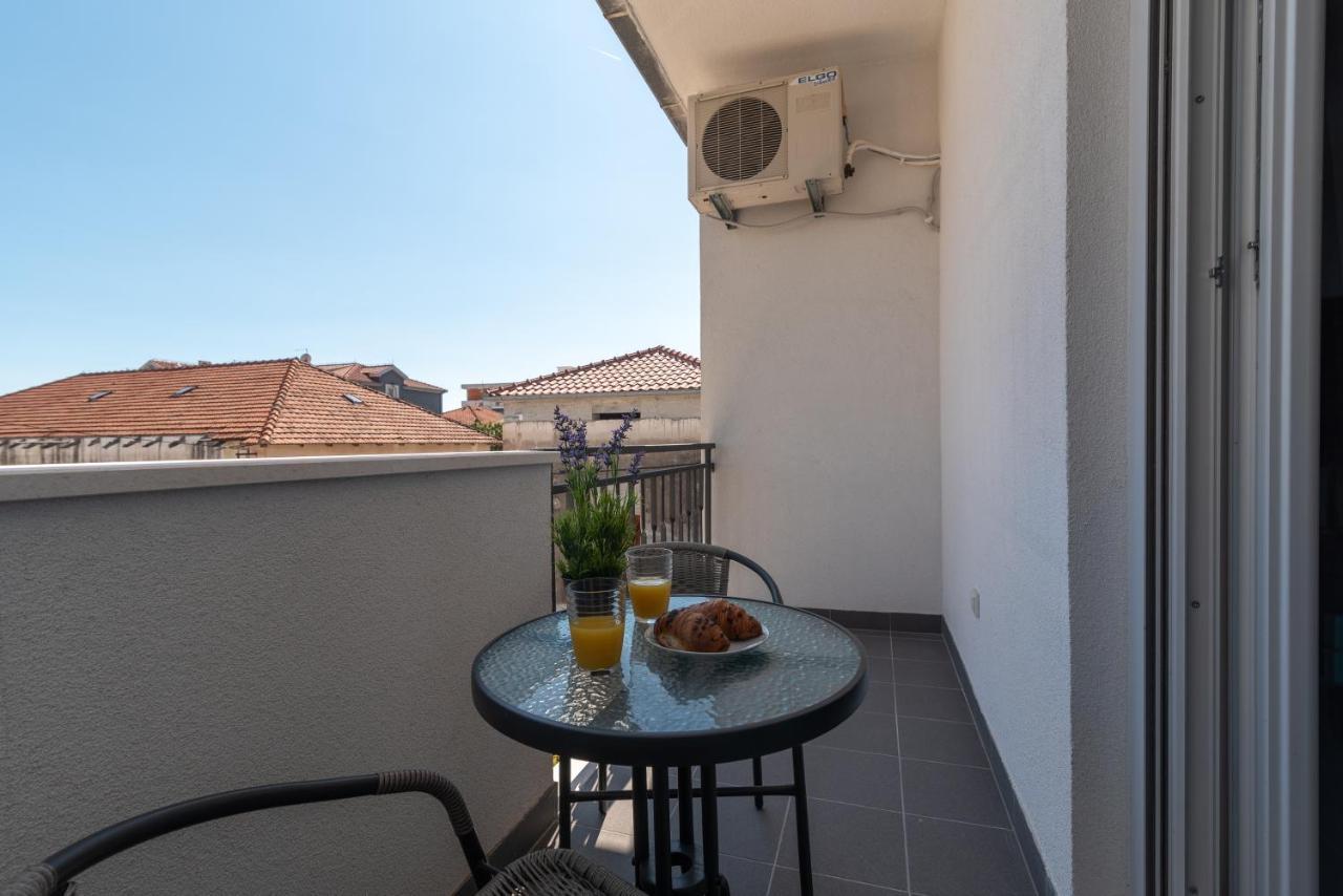 Apartmani Ante & Sime Trogir Exterior photo