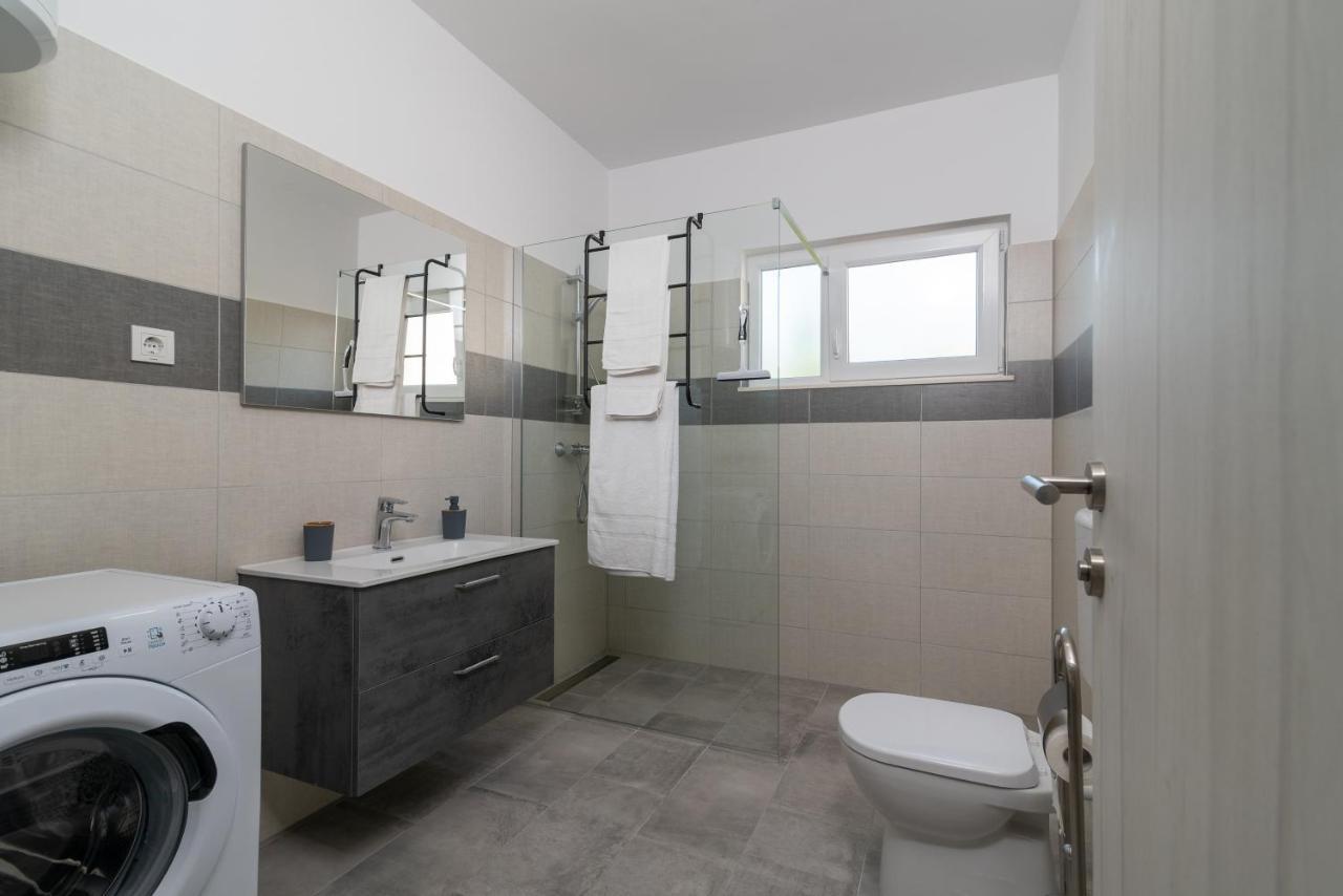 Apartmani Ante & Sime Trogir Exterior photo